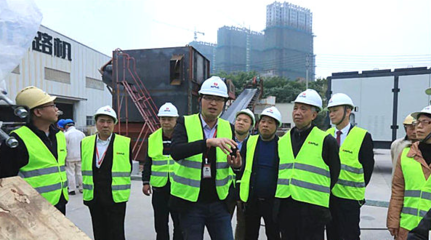 福建省砂石協會專家組蒞臨南方路機考察 建筑廢棄物再生技術研發的前沿探索與實踐